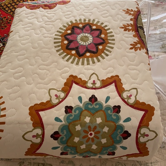 Royal Tradition Julia-Warm coverlet/quilt - Picture 7 of 7